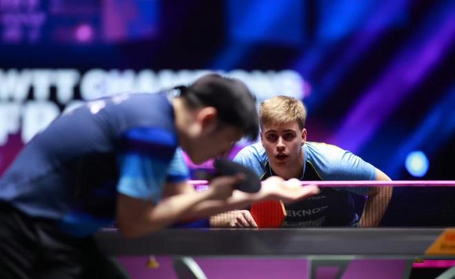 前场四人就 前场四人就